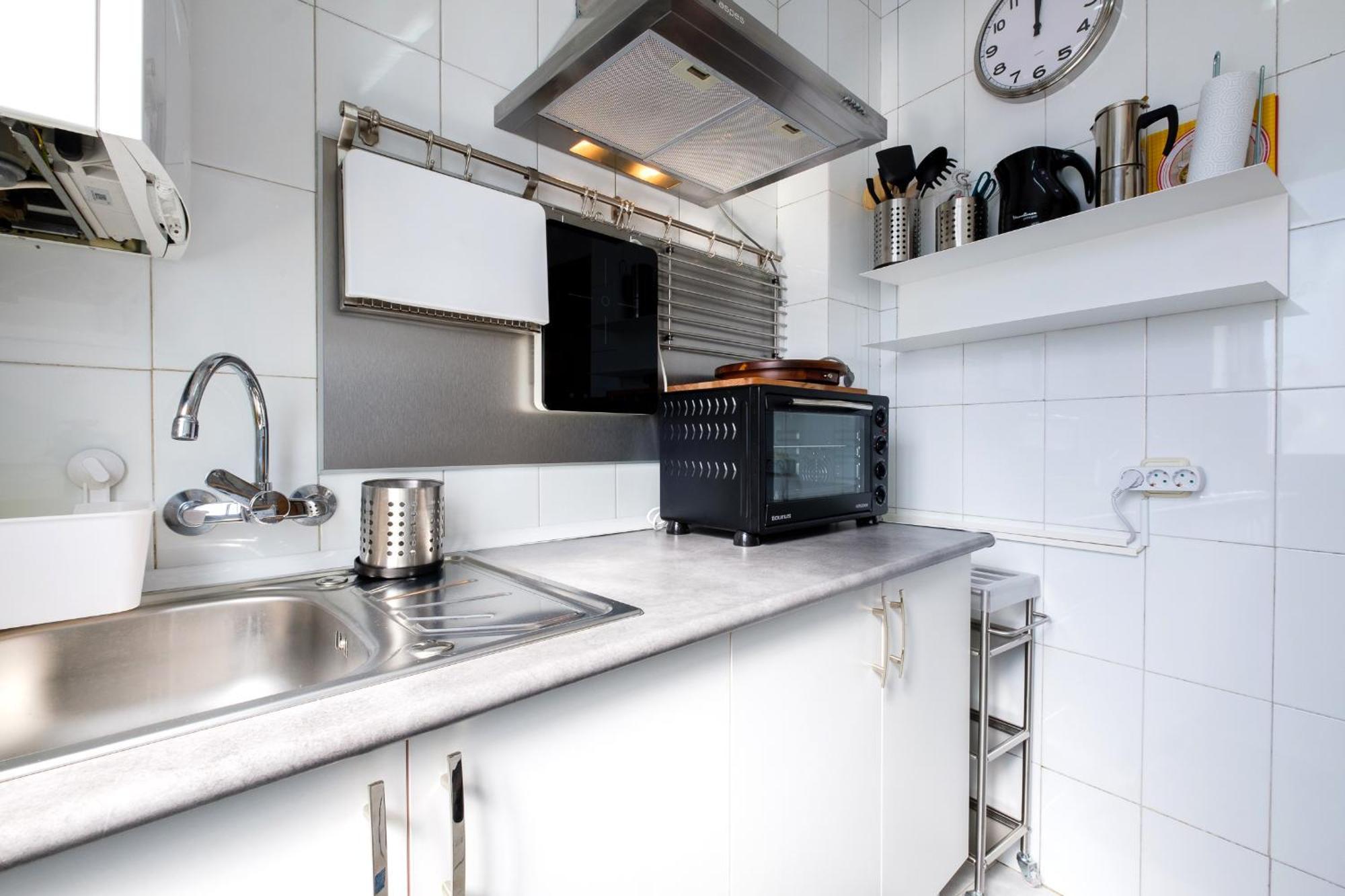 My City Home- Cozy Apartment At Aravaca Madrid Bagian luar foto